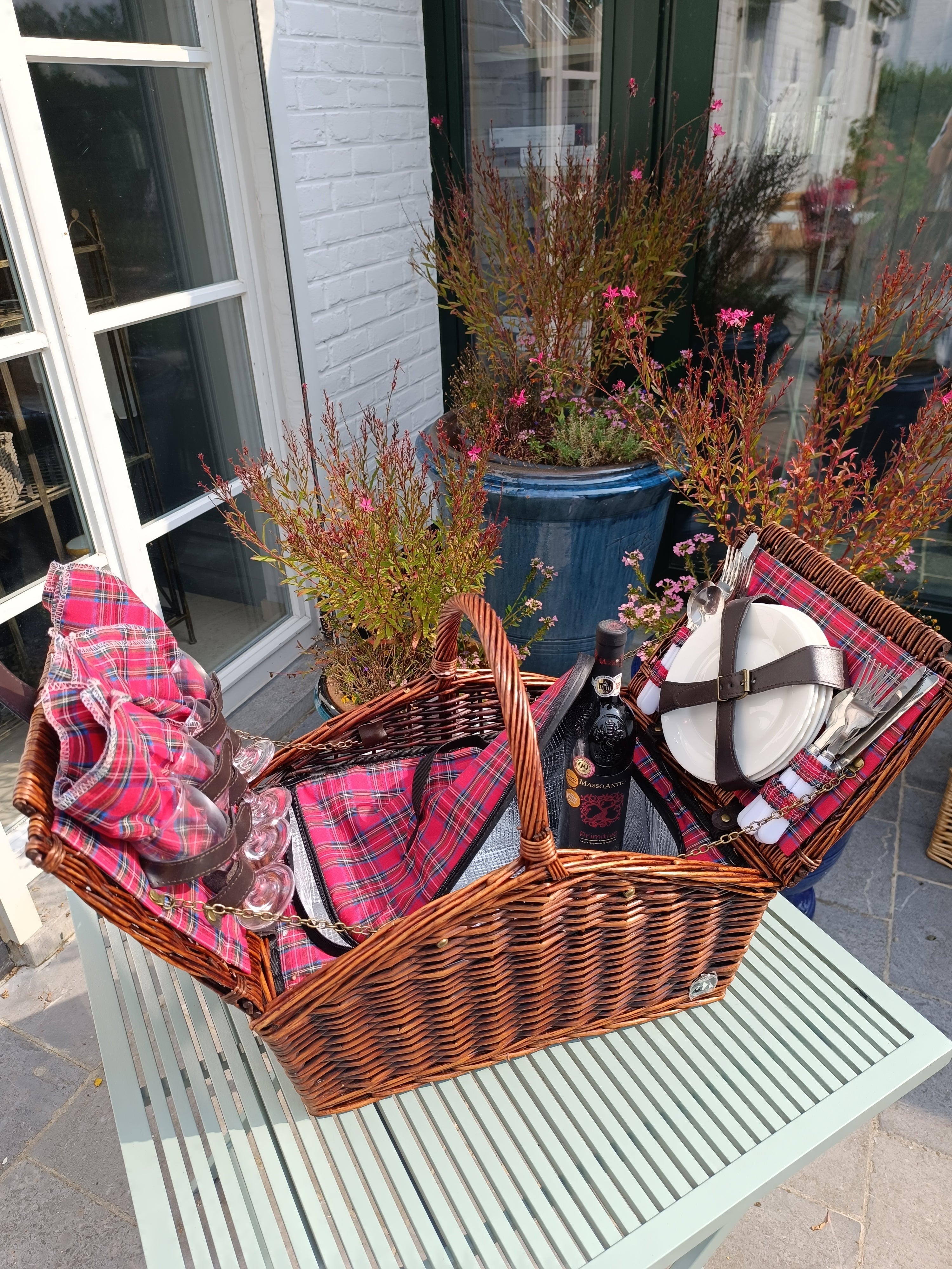 Como Picnic Basket for 4 people, Cilio