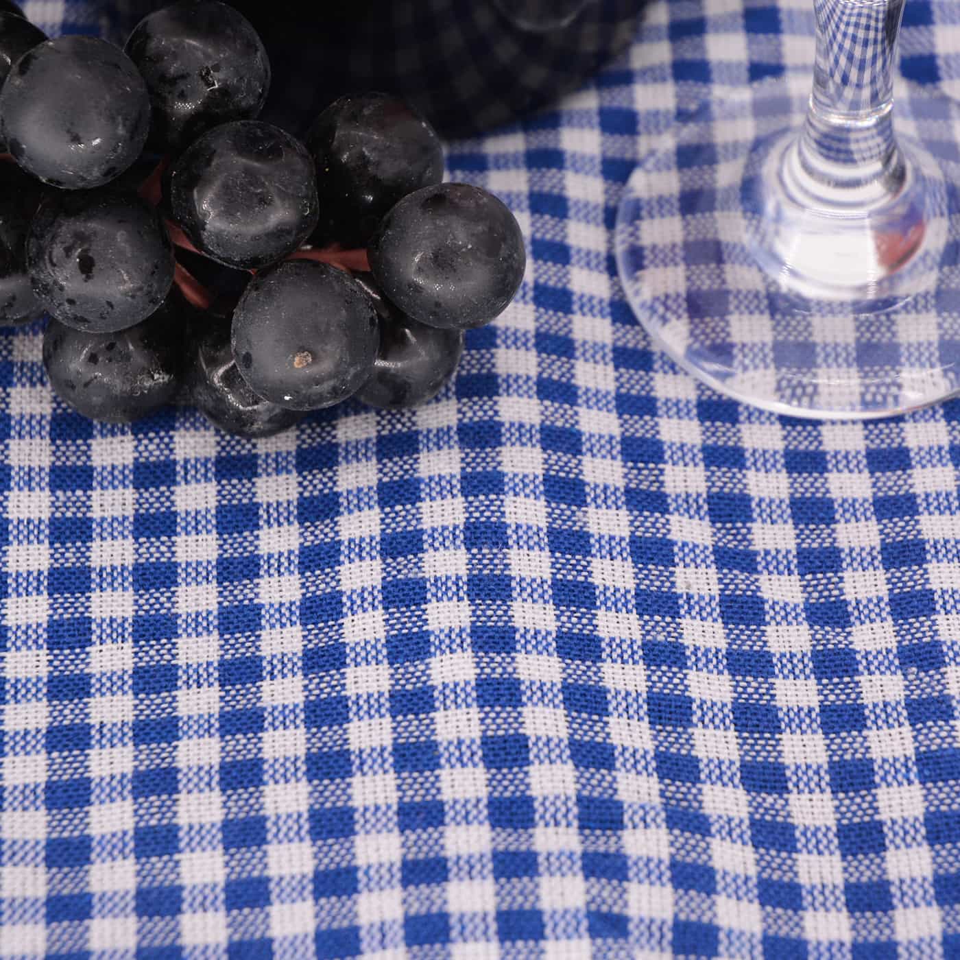Picnic tablecloth 280 x 140 cm, Blue Vichy, Les Jardins de la Comtesse