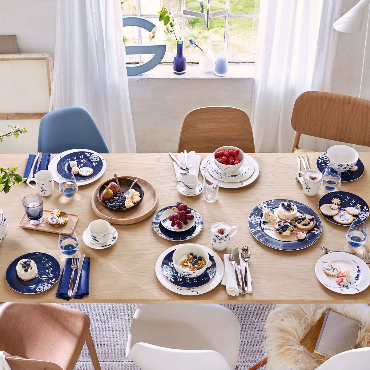 Assiette de Présentation 30 cm Bleue Vieux Luxembourg Brindille, Villeroy & Boch