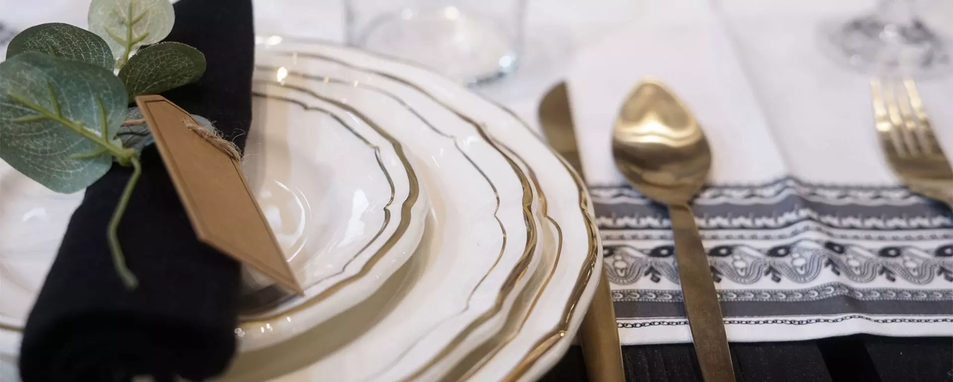 Assiette à dessert 23.2 cm, Filet Or, Gien