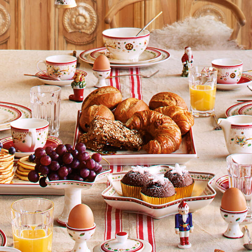 Grand Plateau à Gâteaux, Winter Bakery Delight