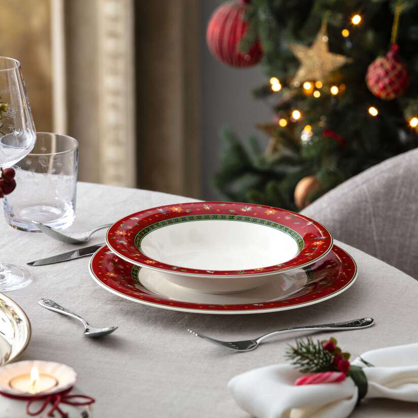 Assiette creuse rouge 23 cm Toy's Delight Spécials, V&B