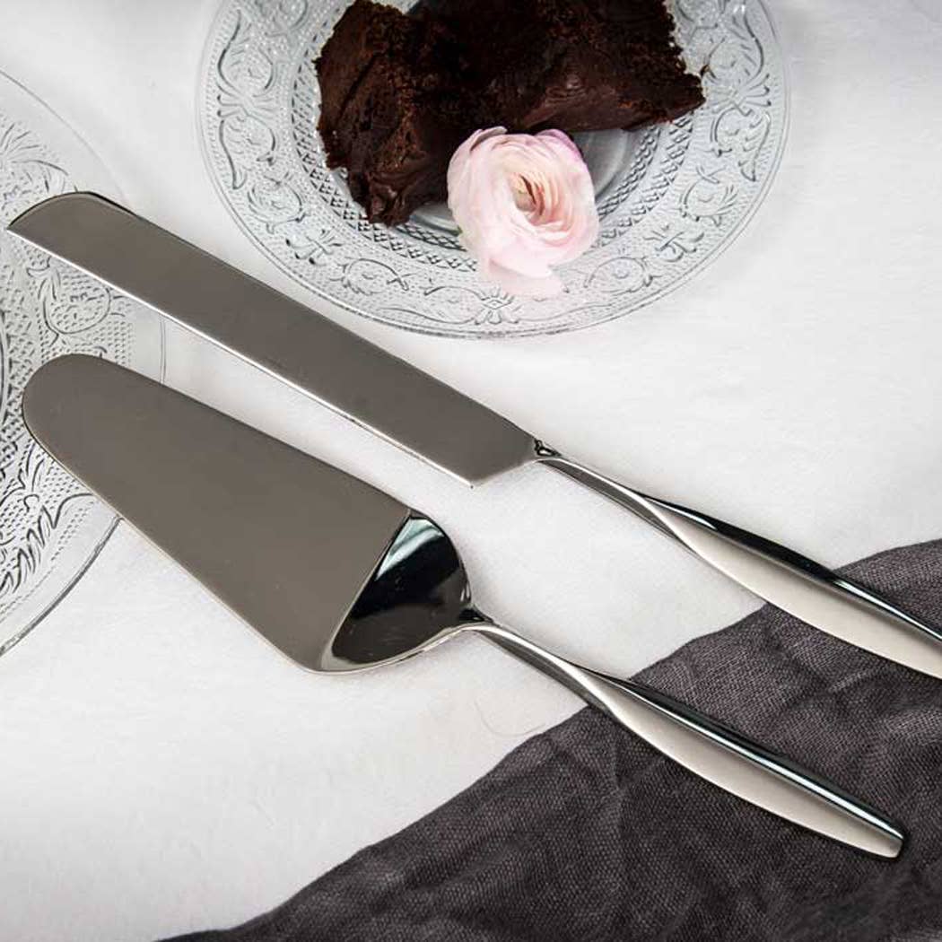 Ensemble couteau à gâteau et serveur