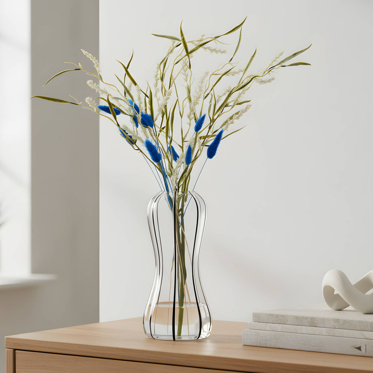 Vase Linea en verre noir, DRH