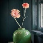Vase en métal vert 23 cm, Pip Studio