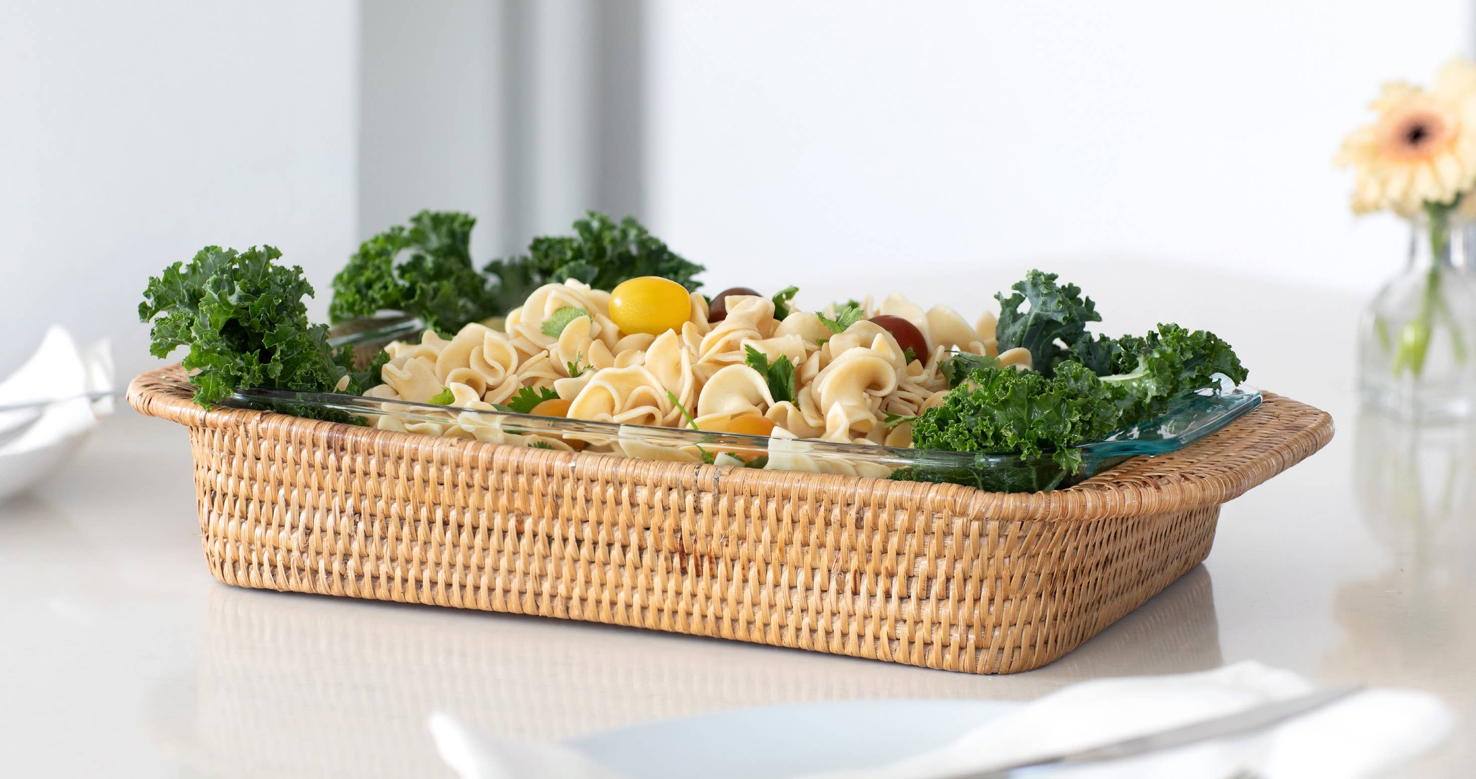Panier rectangulaire en rotin : 13", Pyrex inclus: Lavage blanc