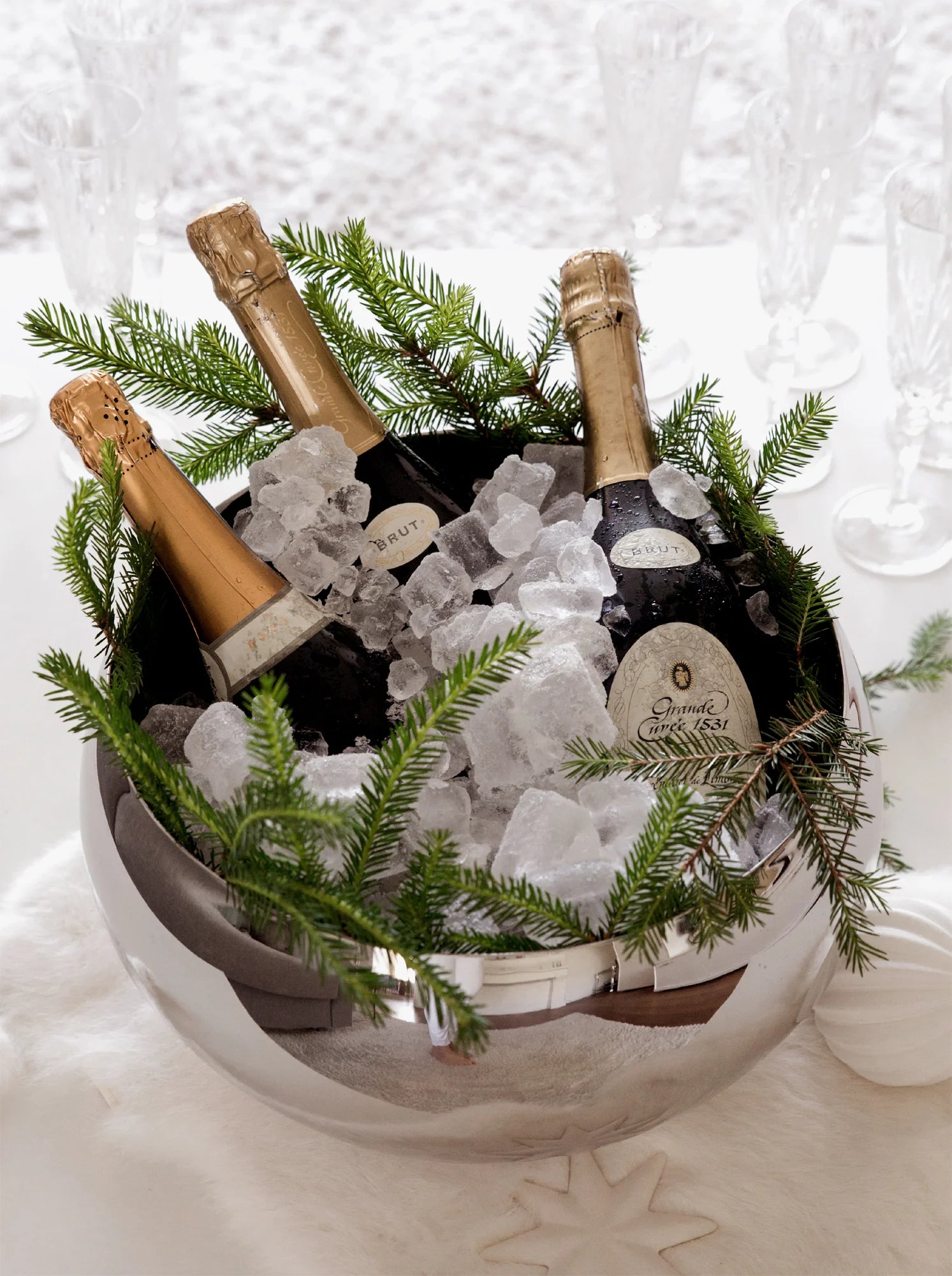 Bol Enea (hauteur 19 cm, Ø 34 cm), intérieur martelé, poli brillant, acier inoxydable, Edzard