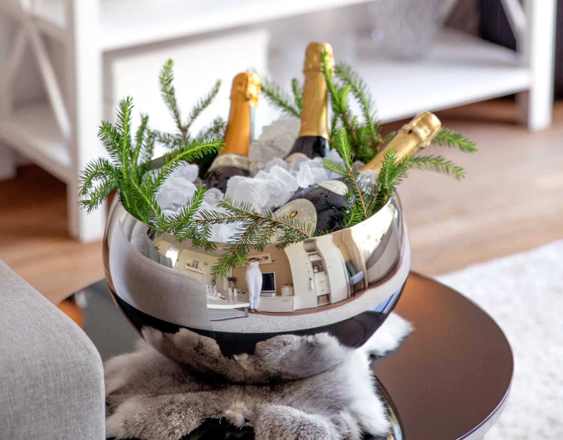 Bol Enea (hauteur 19 cm, Ø 34 cm), intérieur martelé, poli brillant, acier inoxydable, Edzard