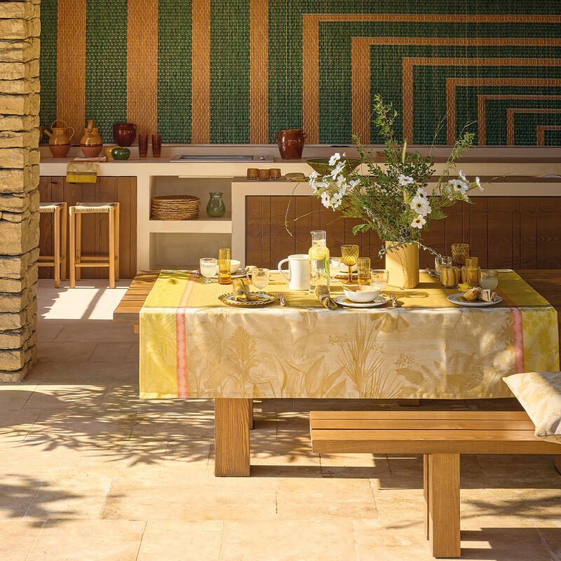 nappe_sinharaja_fauve_amb.jpg