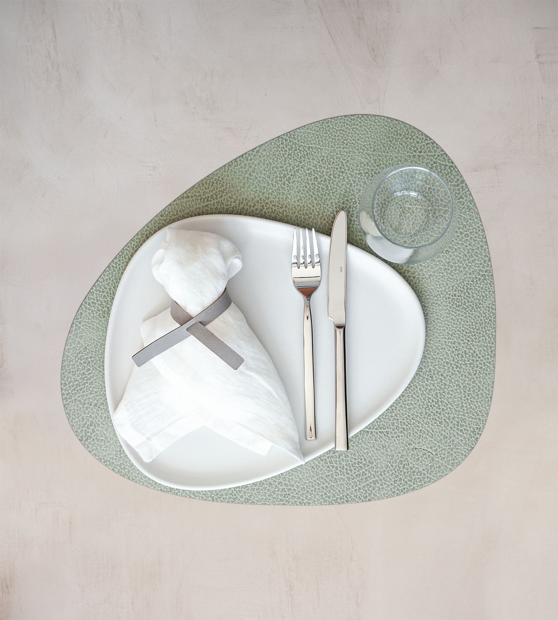 Set de table forme Curve L Hippo, Olive, Linddna