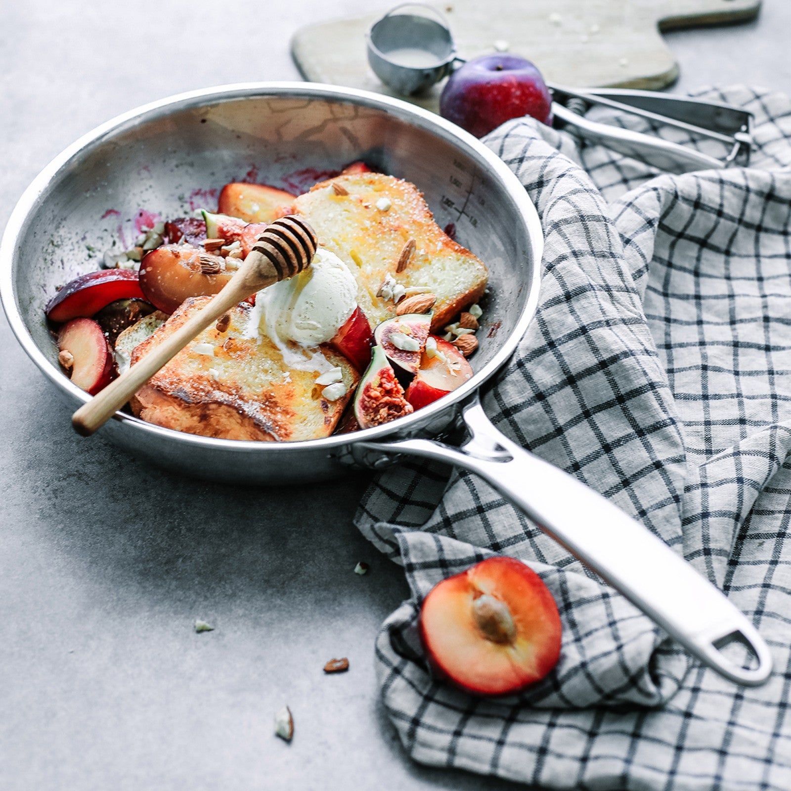 Poêle Sautoir 28 cm Castel Pro Fixe 5 PLY, Cristel